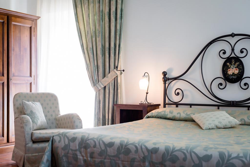 Palazzo La Fenice Massa Marittima Buitenkant foto